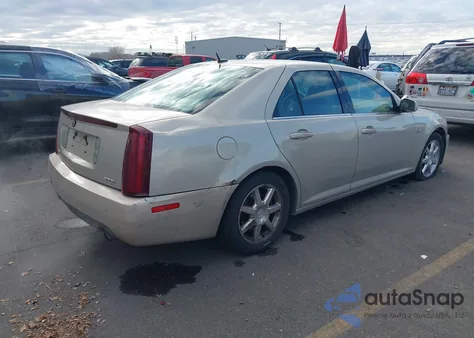 2007 Cadillac Sts V8 from USA, damaged, VIN 1G6DC67AX70120802